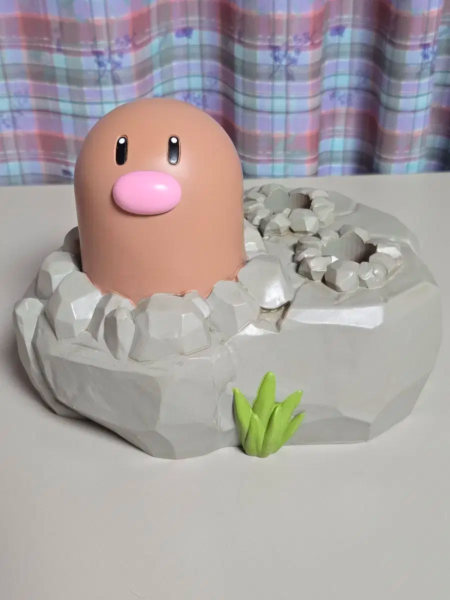 ポケモンセンター 傘立て ディグダ - メルカリ