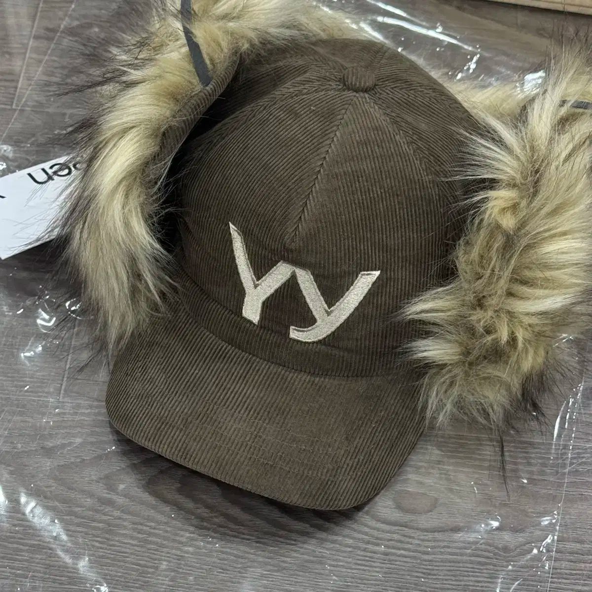 YY フェイクファーコーデュロイ イヤーフラップキャップ open yy