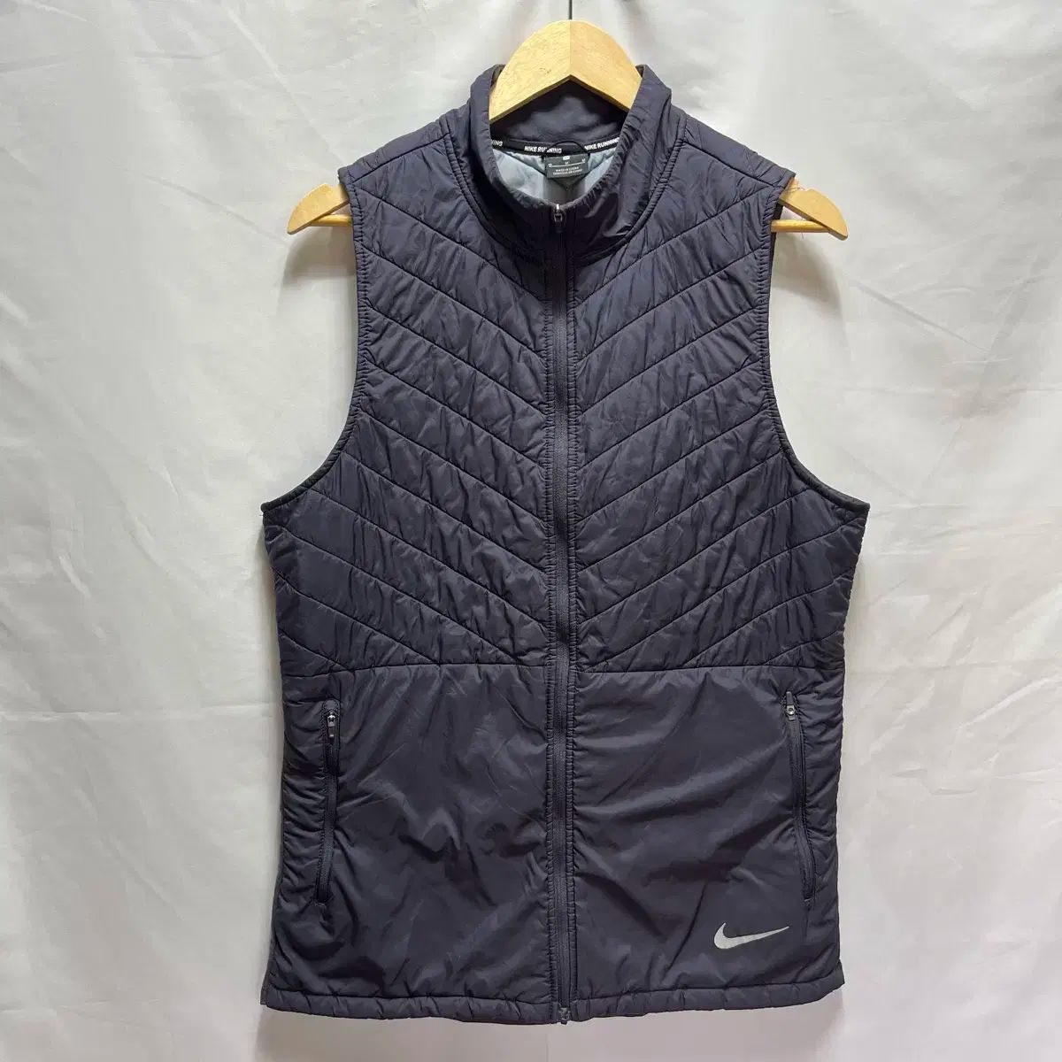 中古・古着通販】NIKE (ナイキ) エアロレイヤーランニングベスト