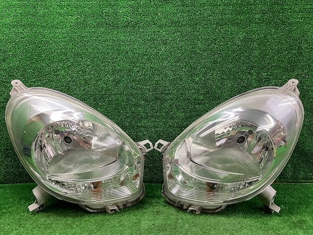 比較的綺麗 トヨタ KGC30/35 パッソ 前期 ヘッドライト 左右
