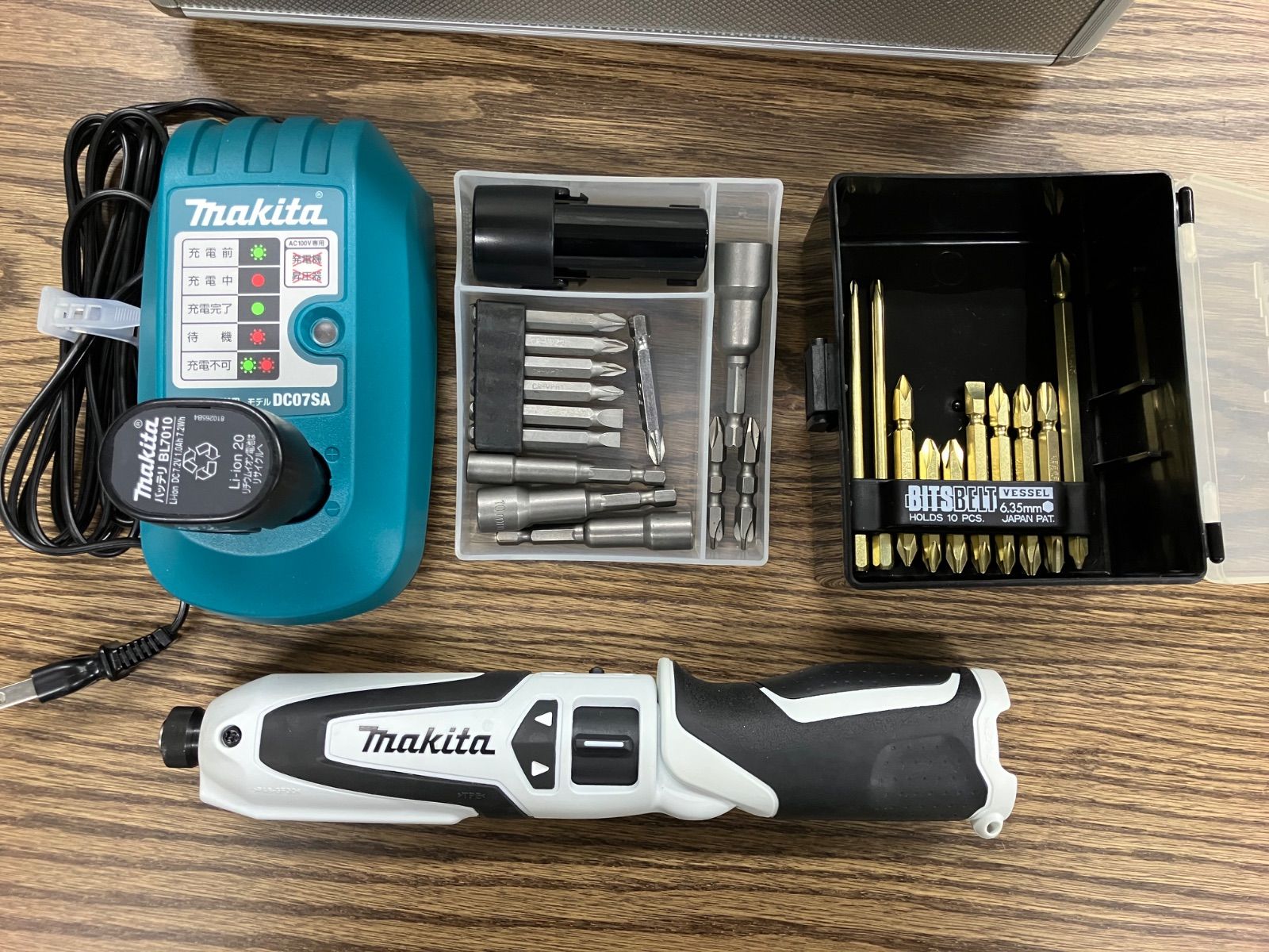 充電式ペンインパクトドライバ