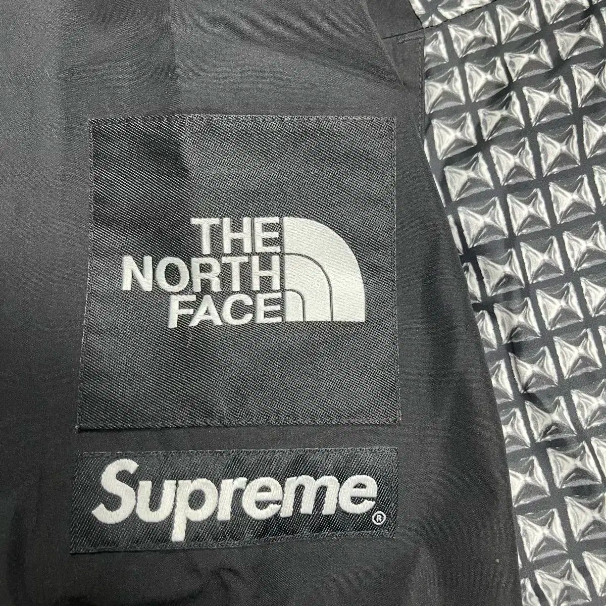 ノースフェイス　THENORTHFACE ウインドブレーカー　シュプリーム Supreme （シュプリーム）の「THE NORTH FACE コラボ バーカ
