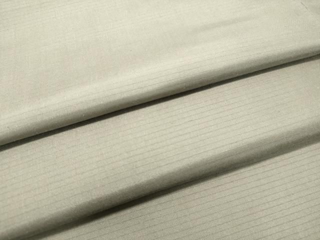 平和屋着物●本場縞大島紬　白鼠色　正絹　逸品　DAAR4454tw 平和屋着物○本場縞大島紬 白鼠色 正絹 逸品 DAAR4454tw - メルカリ