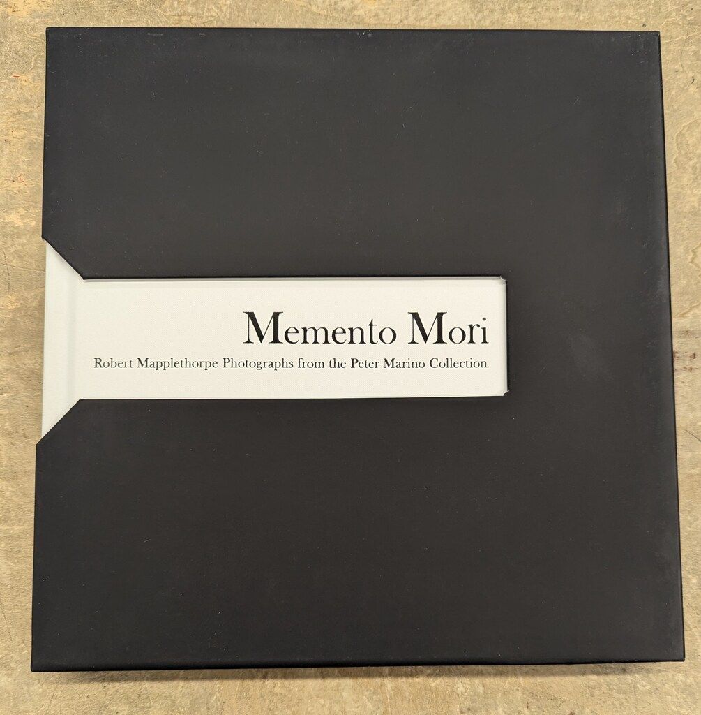 Memento Mori Robert Mapplethorpe メメント・モリ Memento Mori