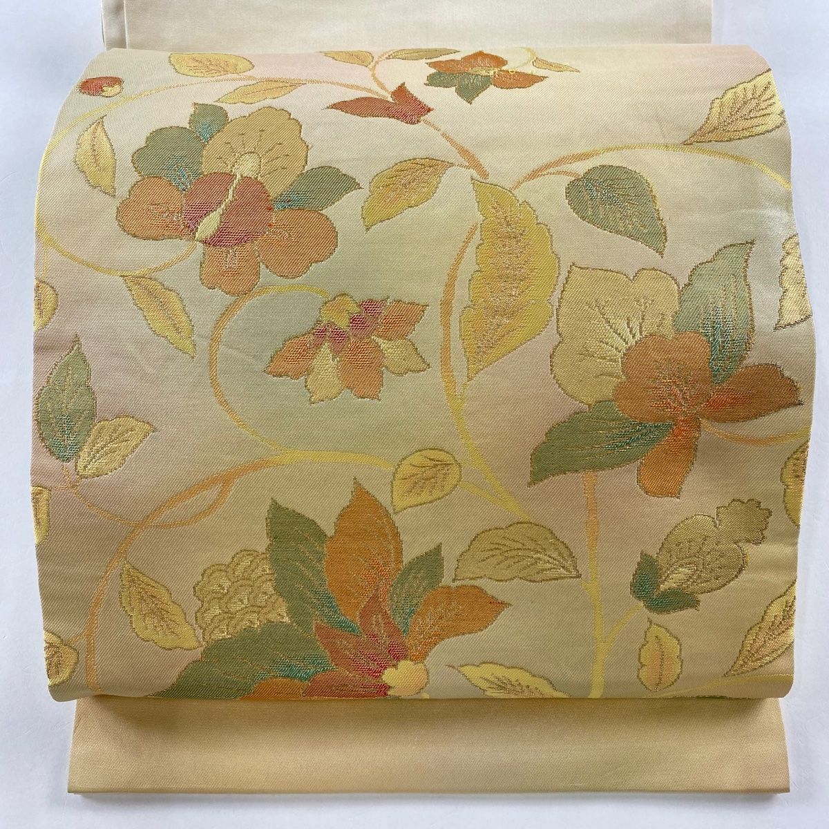 開き名古屋帯 優品 花唐草 金糸 箔 薄オレンジ 正絹 【中古