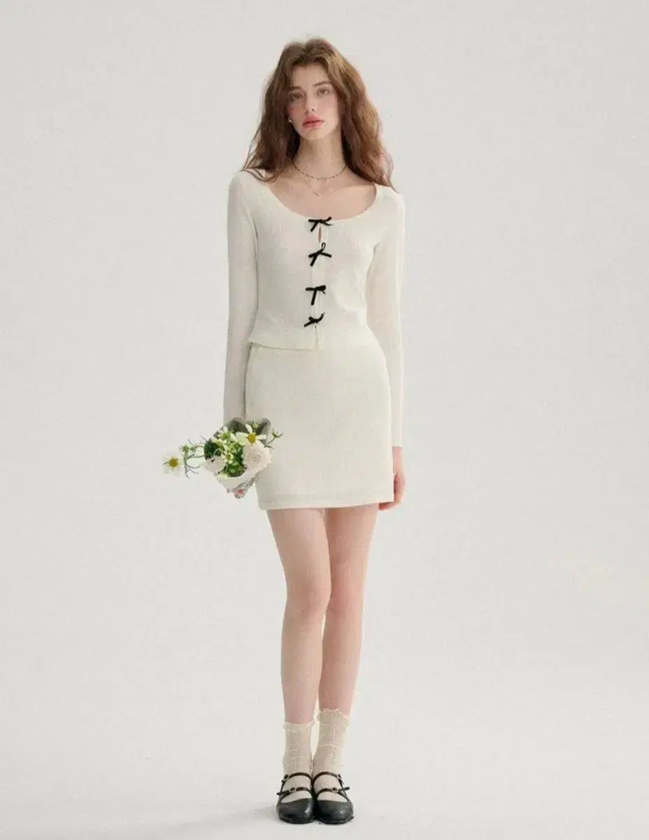 高品質の シンスゼン ブラック リボン セットアップ