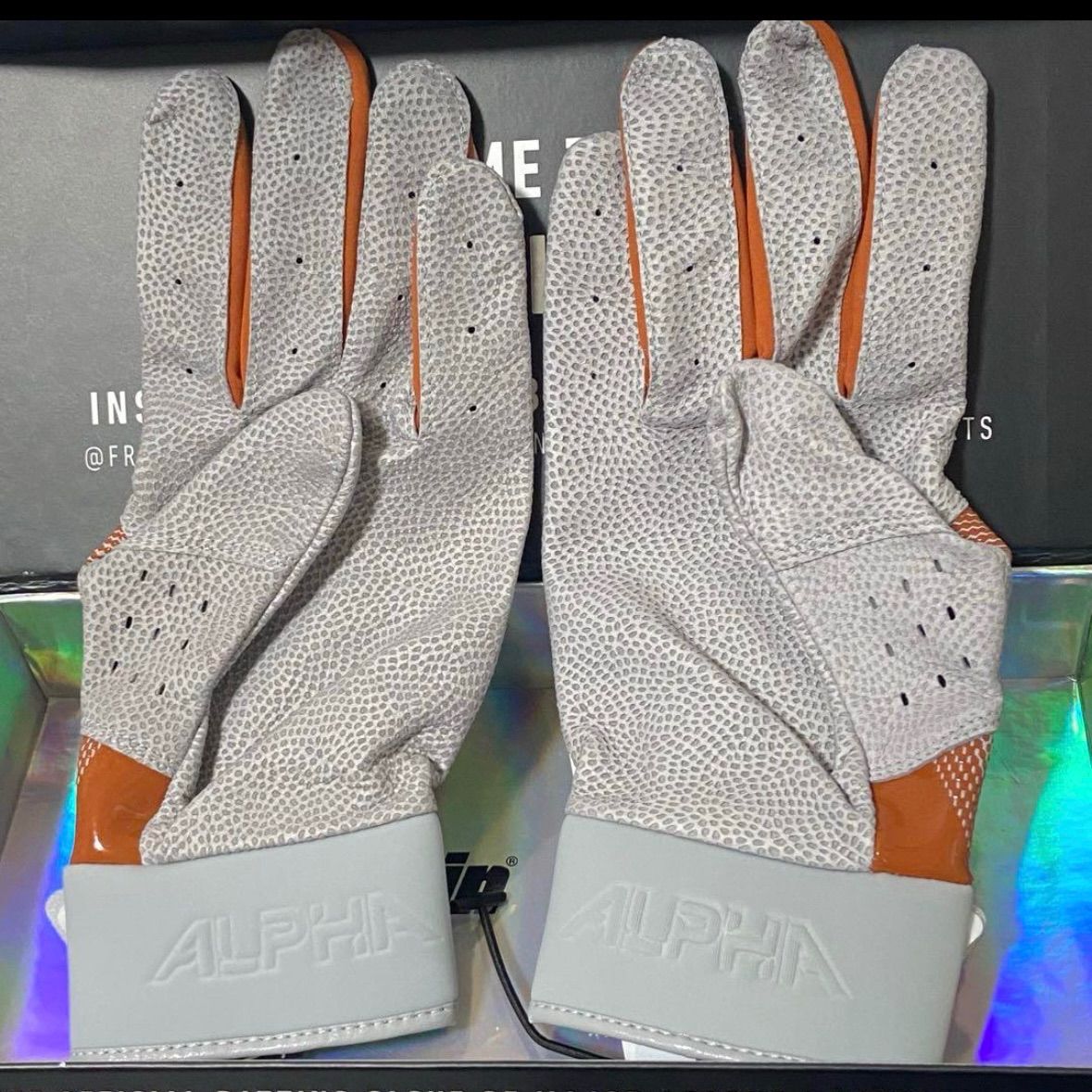 NIKE Alpha Elite グレー × ブラウン Mサイズ バッテ NIKE Alpha Elite グレー × ブラウン Mサイズ バッティンググローブ