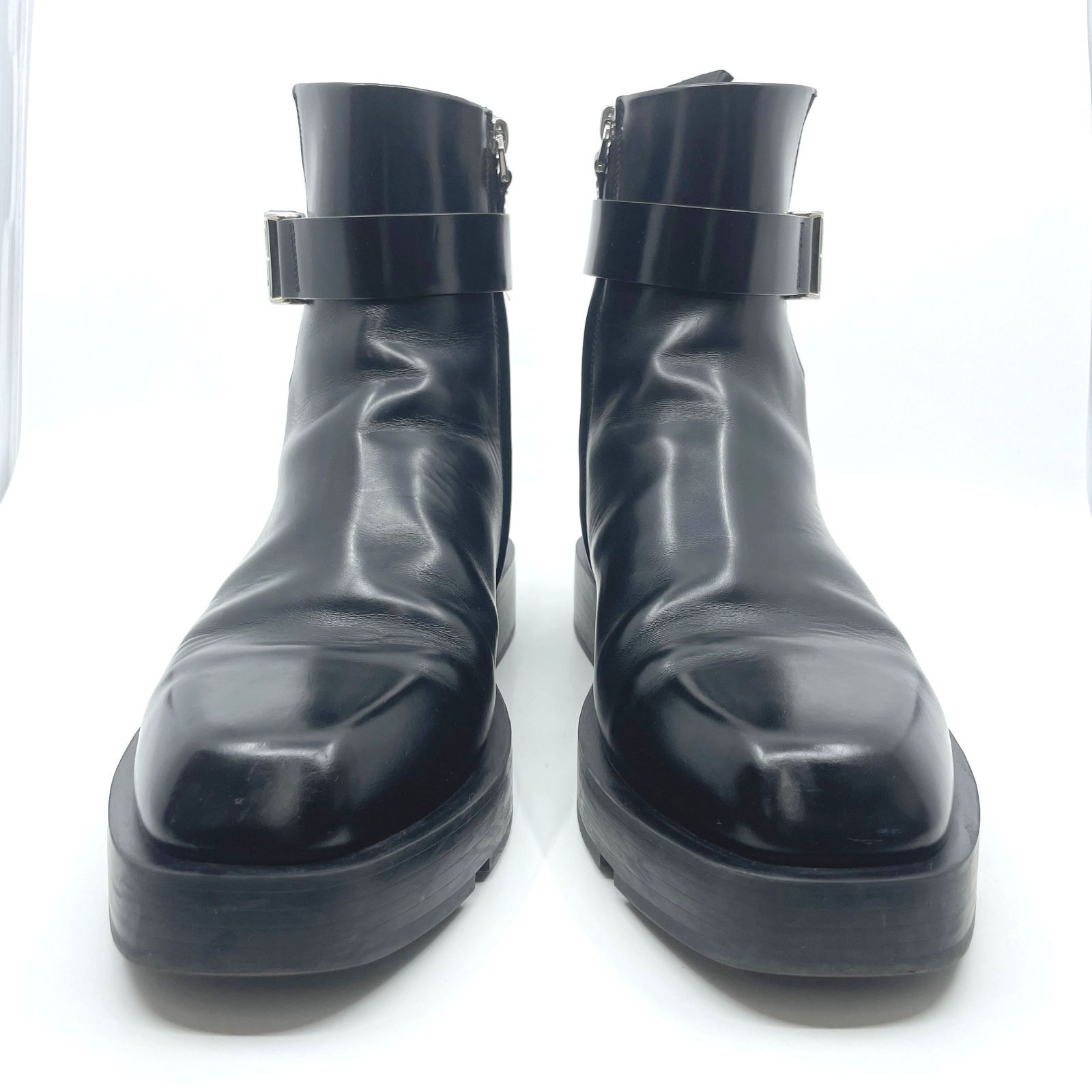 GIVENCHY テラ 4Gバックル レザーブーツ 【公式通販】