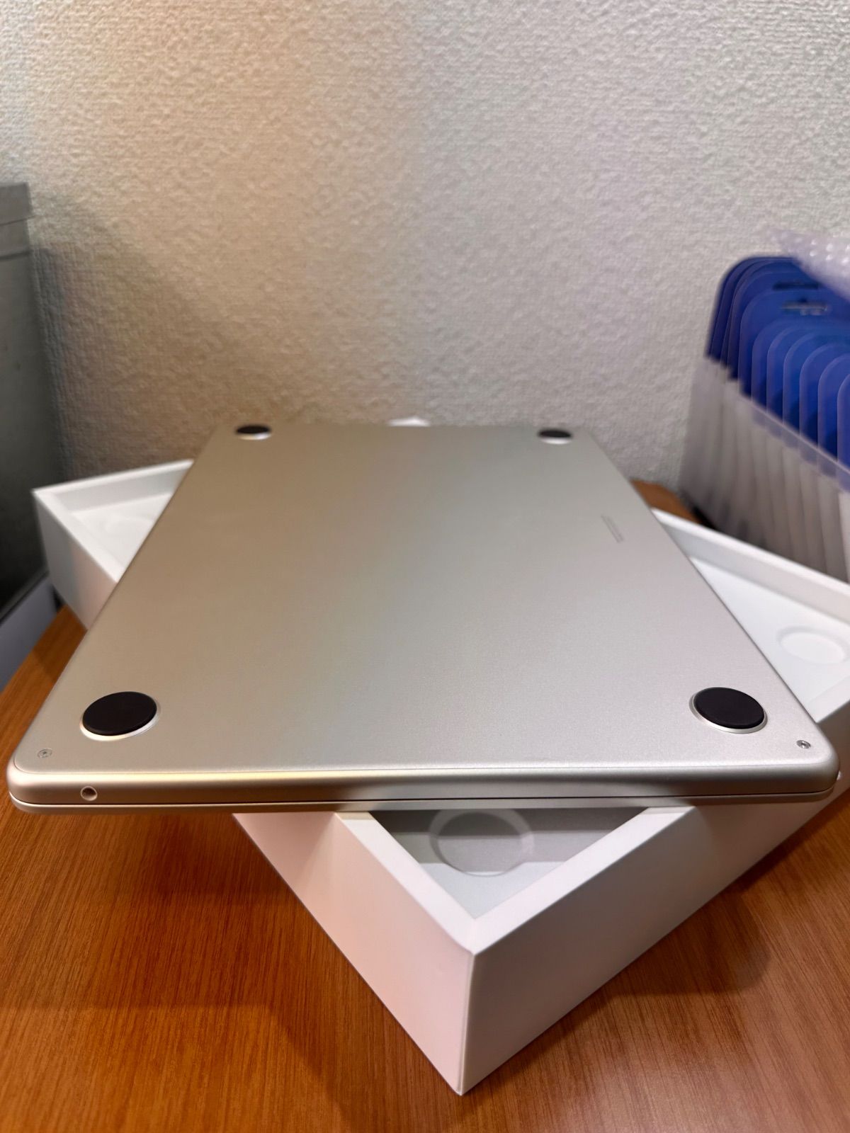 正規品/美品】MacBookAir M2 13.6型 MC7W4J/A RJ2J7 - メルカリ