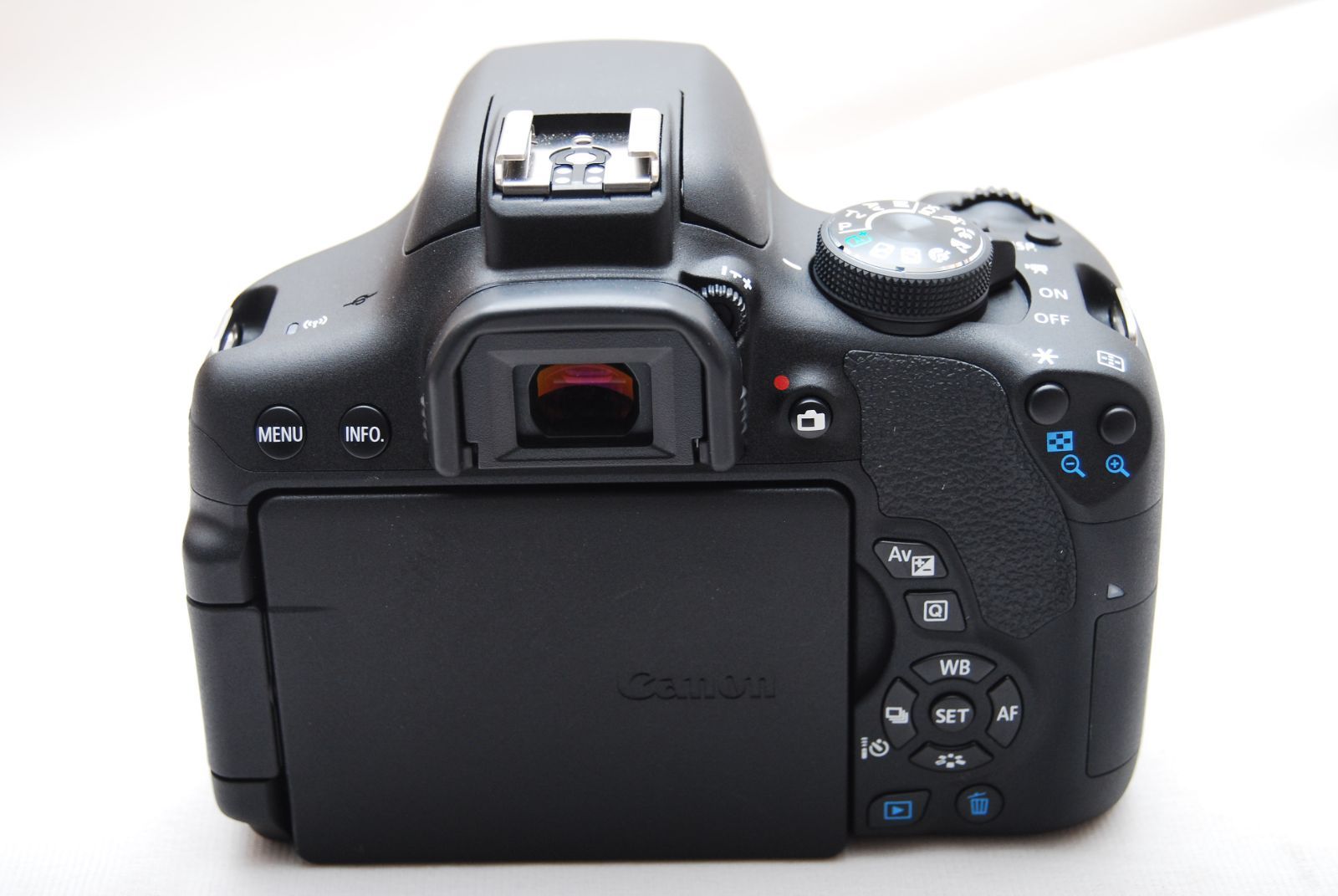 2420万画素 EOSKISSX8I
