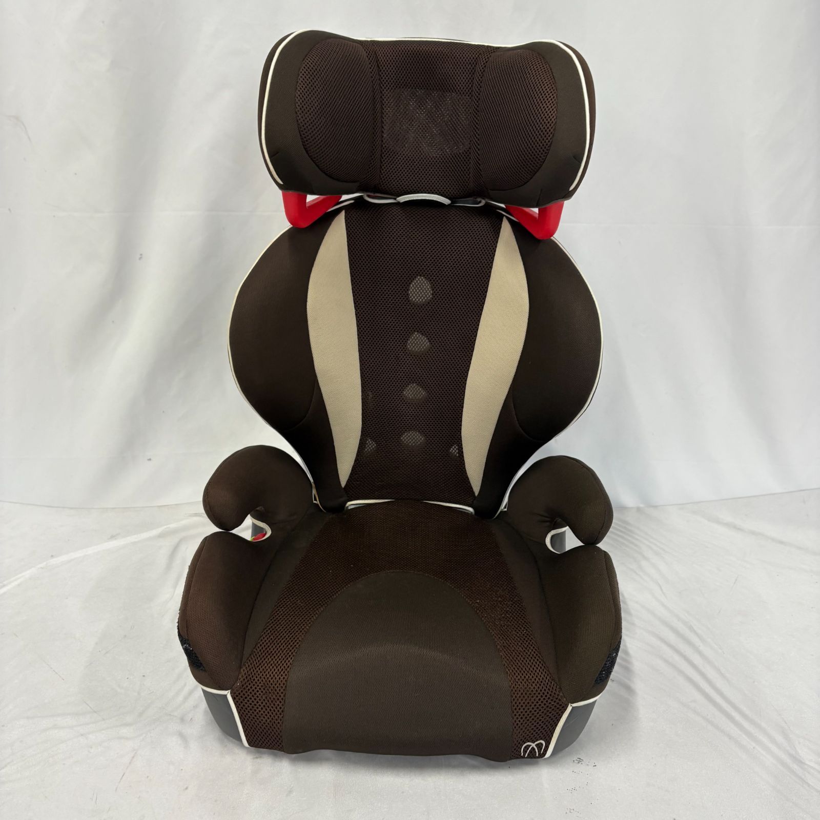 クリーニング済　☆綺麗☆　エールべべ　サラット3ステップV3　ブラウン SARATTO3 STEP （1才から11才頃まで使えるジュニアシート