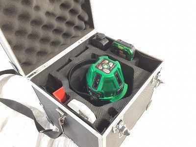 品 MAX マックス グリーンレーザ墨出器 LA-S801DG 受光器 LA-D5GNV ケース付 グリーンレーザー墨出し器