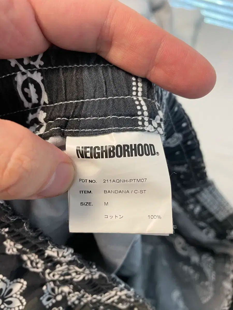 M NEIGHBORHOOD(ネイバーフッド) バンダナ パターン ショート