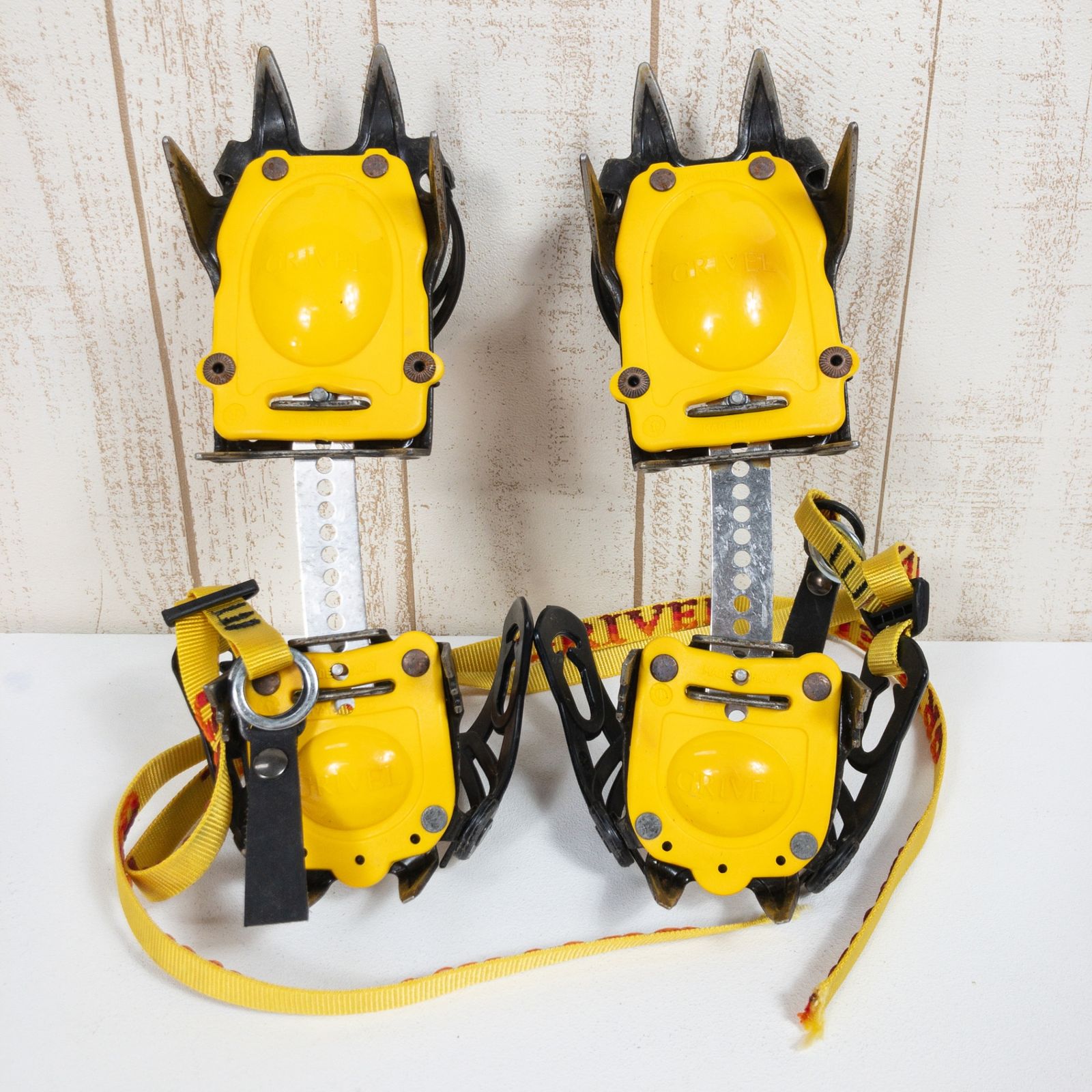 ブラック系 Grivel