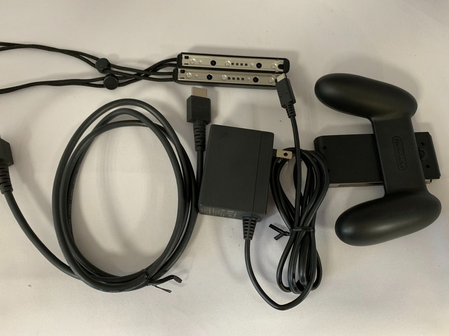 nintendoswitch 本体＆Joy-Con ジャンク Nintendo Switch 青/赤 Joy-Con付き 完全ジャンク Nintendo