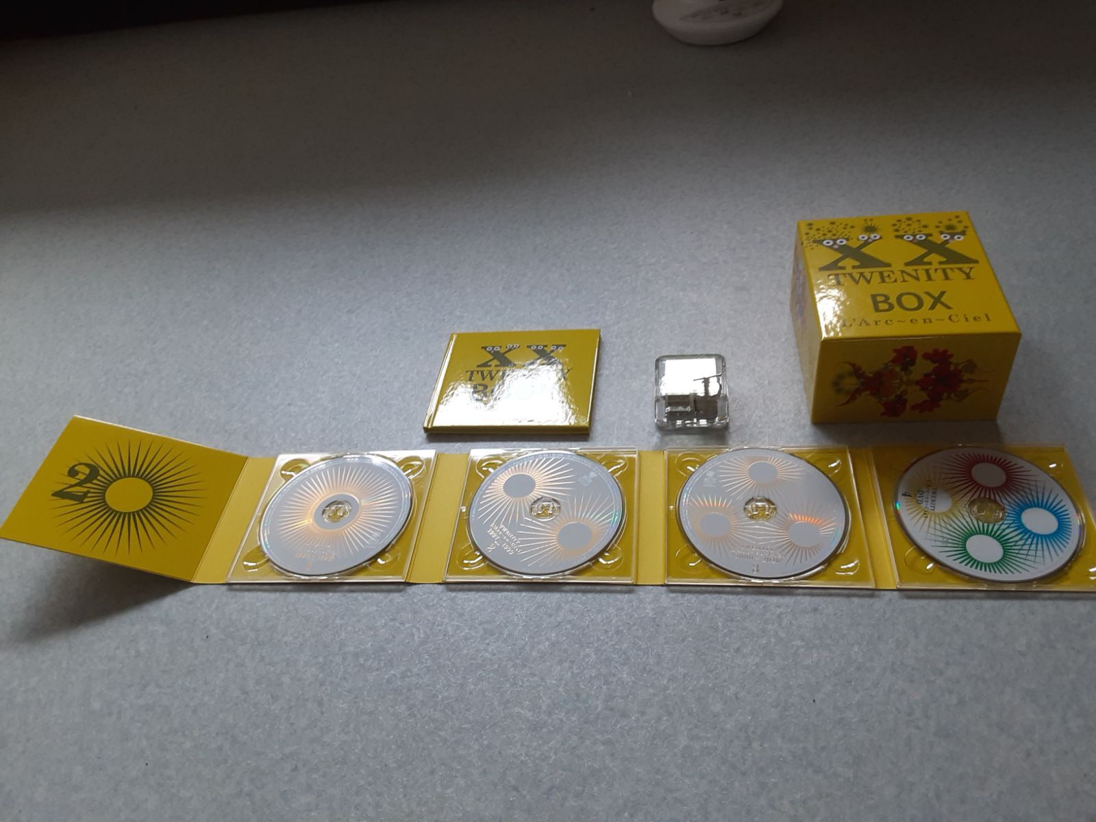 L'Arc〜en〜Ciel TWENITY BOX 完全生産限定盤 オルゴール flower