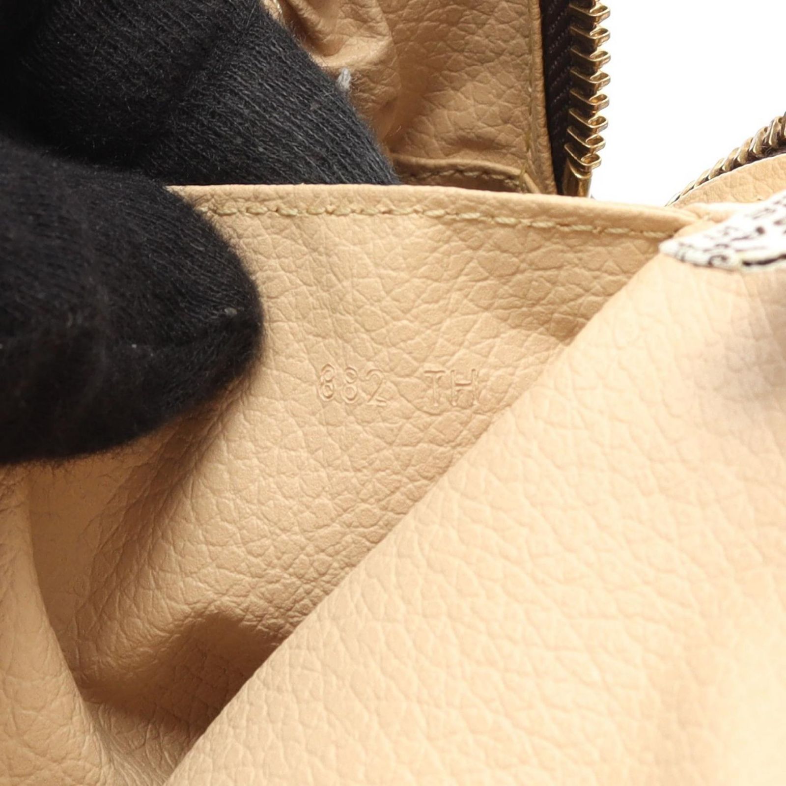 ルイヴィトン トゥルース トワレット23 コスメポーチ モノグラム