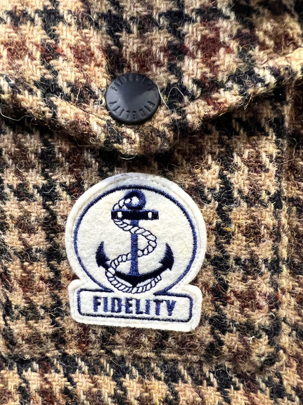 シップス別注 FIDELITYxHARRIS TWEED フード付きダウンベスト 美品 SHIPS X FIDELITY ハリスツイード ダウンベスト M ガン