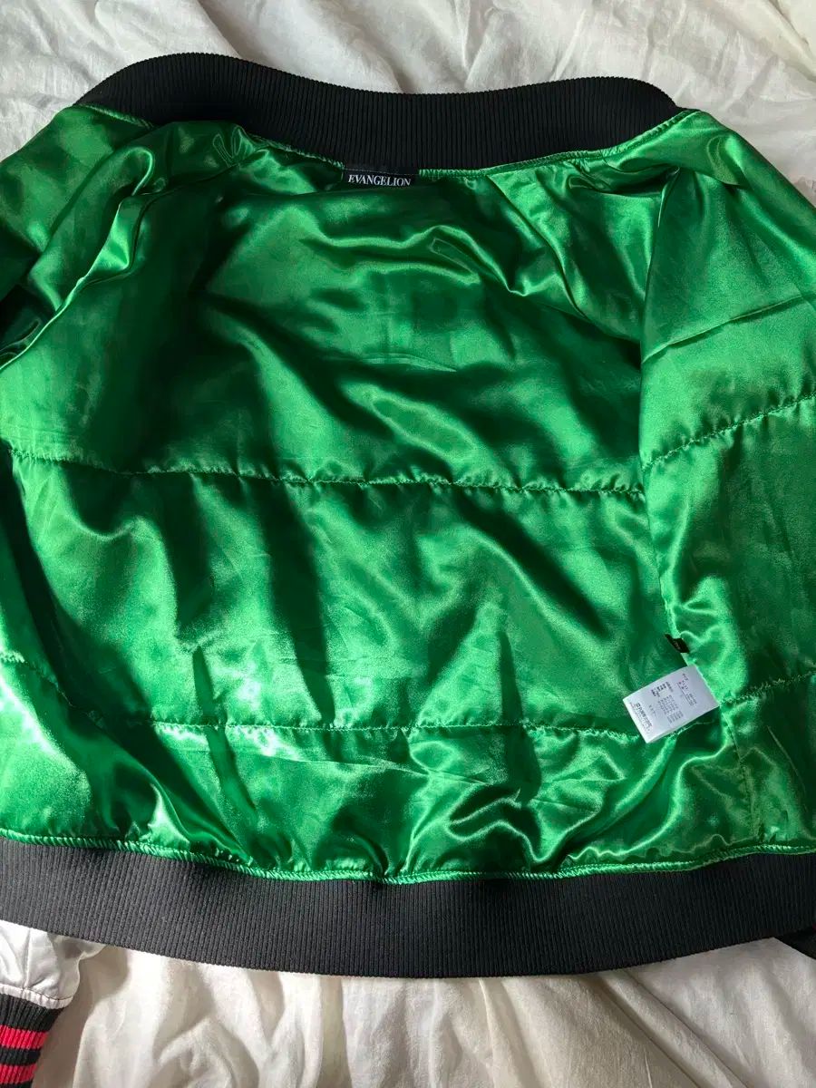 エヴァンゲリオン公式スカジャン