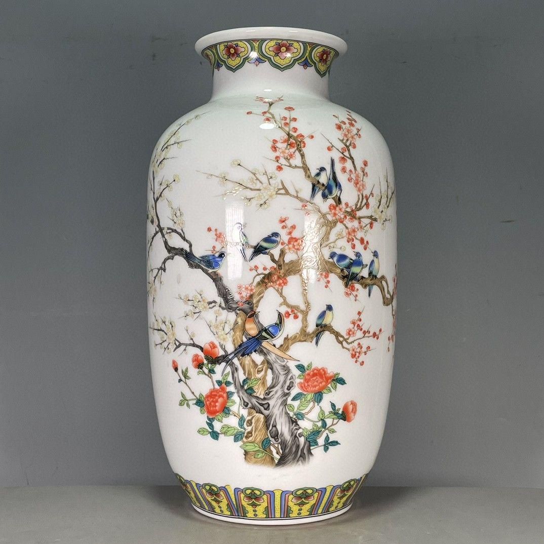 清代乾隆粉彩花鳥花瓶  景徳鎮 陶磁器 装飾品 現代工芸品美術品 置物 清代乾隆粉彩花鳥花瓶 景徳鎮 陶磁器 装飾品 現代工芸品美術品
