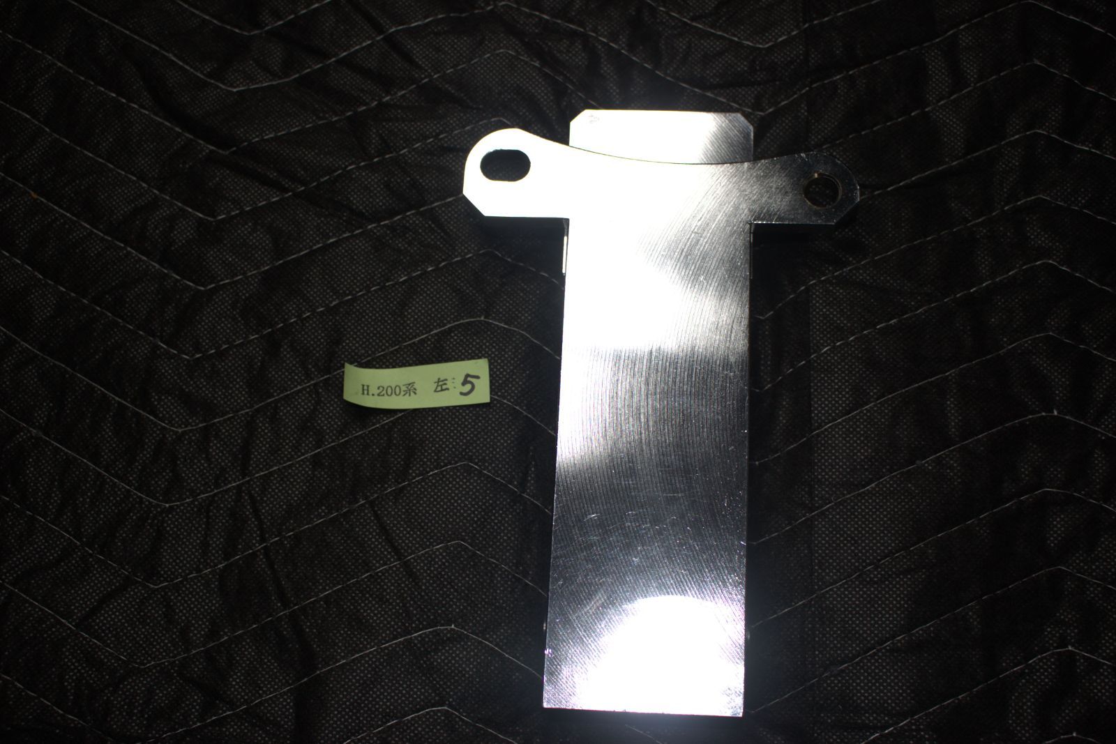 200系 ハイエース ロングヒンジ 左側5 （リビルト品、注意事項あり 