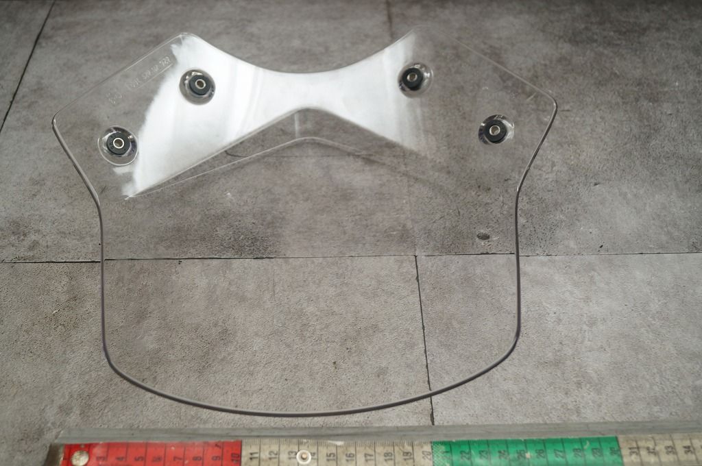 スポーツ ウインドシールド