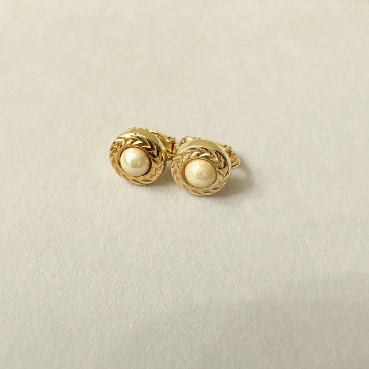 Dior イヤリング パール ゴールド 【Christian Dior】 - メルカリ 