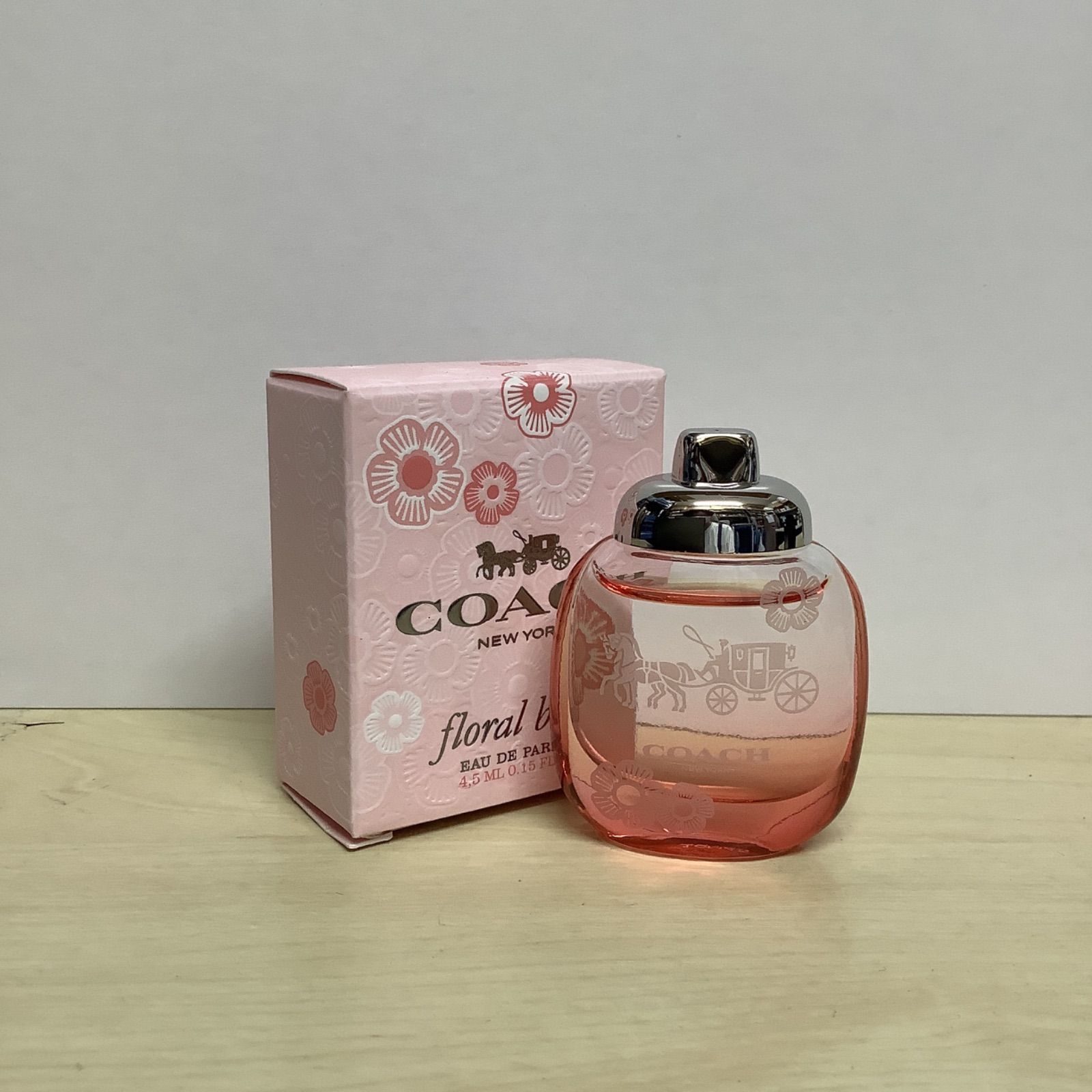 新品未使用 COACH コーチフローラルブラッシュ オードパルファム ミニ 4.5ml - メルカリ