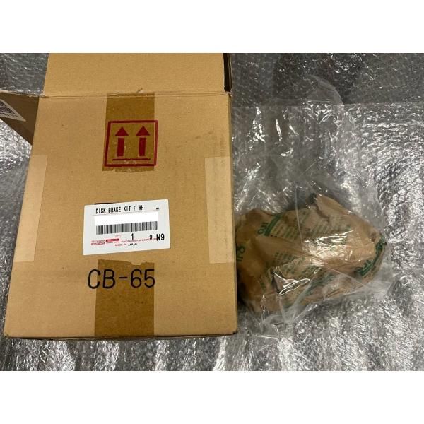 トヨタ純正新品86 ZN6 BRZ ZC6 フロントキャリパー 右 RH GT GR86 ZN8 ZD8 ハチロク