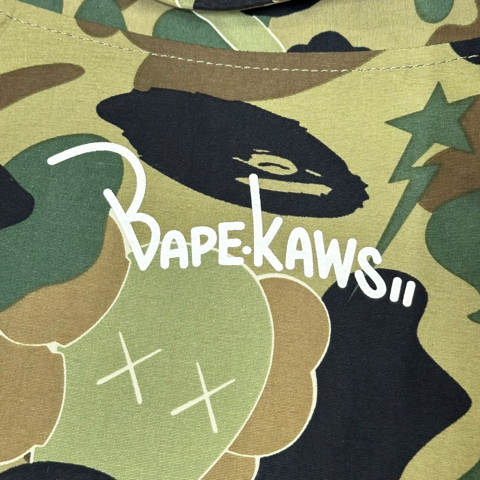 BAPE BY A BATHING APE(ベイプ バイ アベイシングエイプ) ×KAWS 1st 