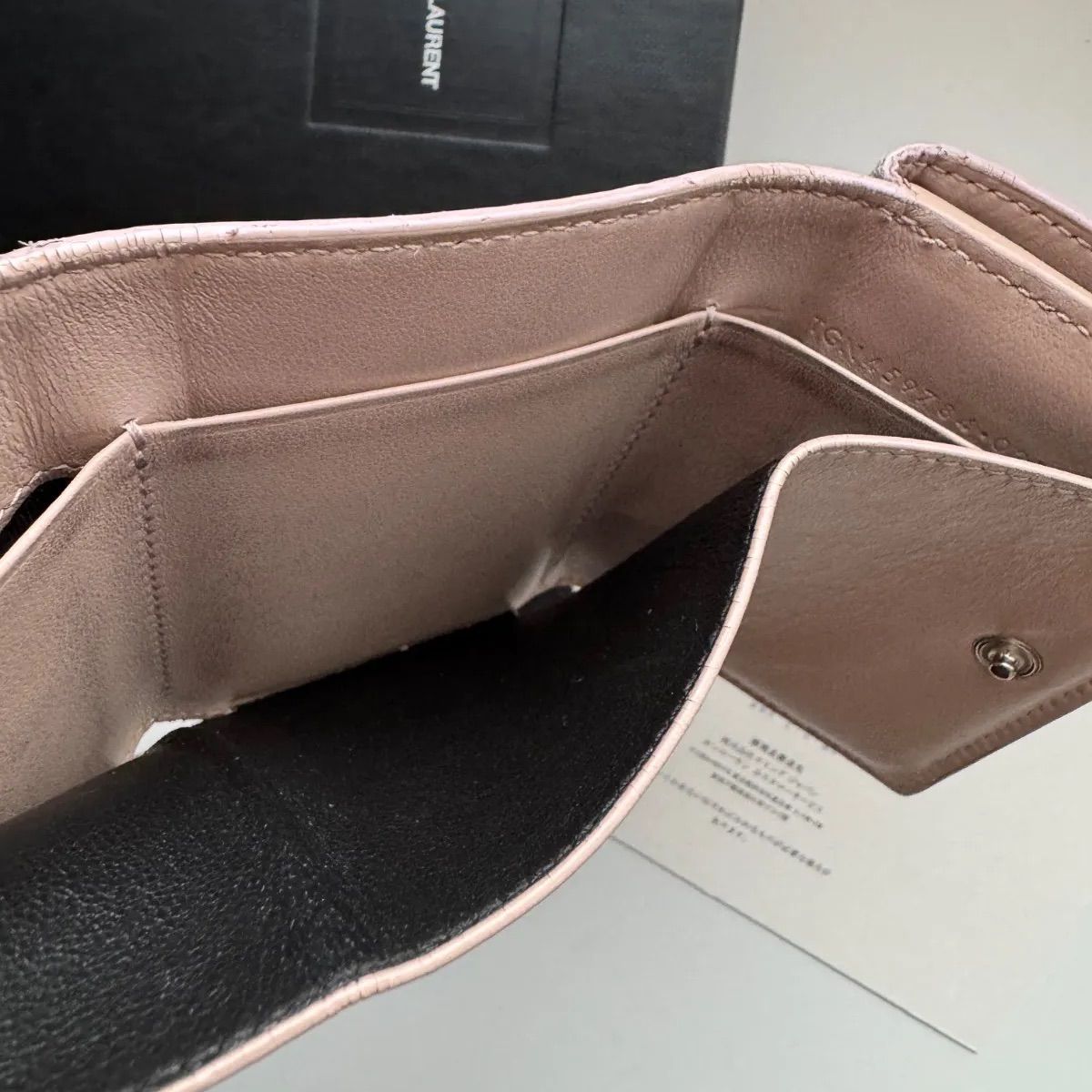 限定価格】 881 Saint Laurentイブサンローラン3つ折り財布 限定価格