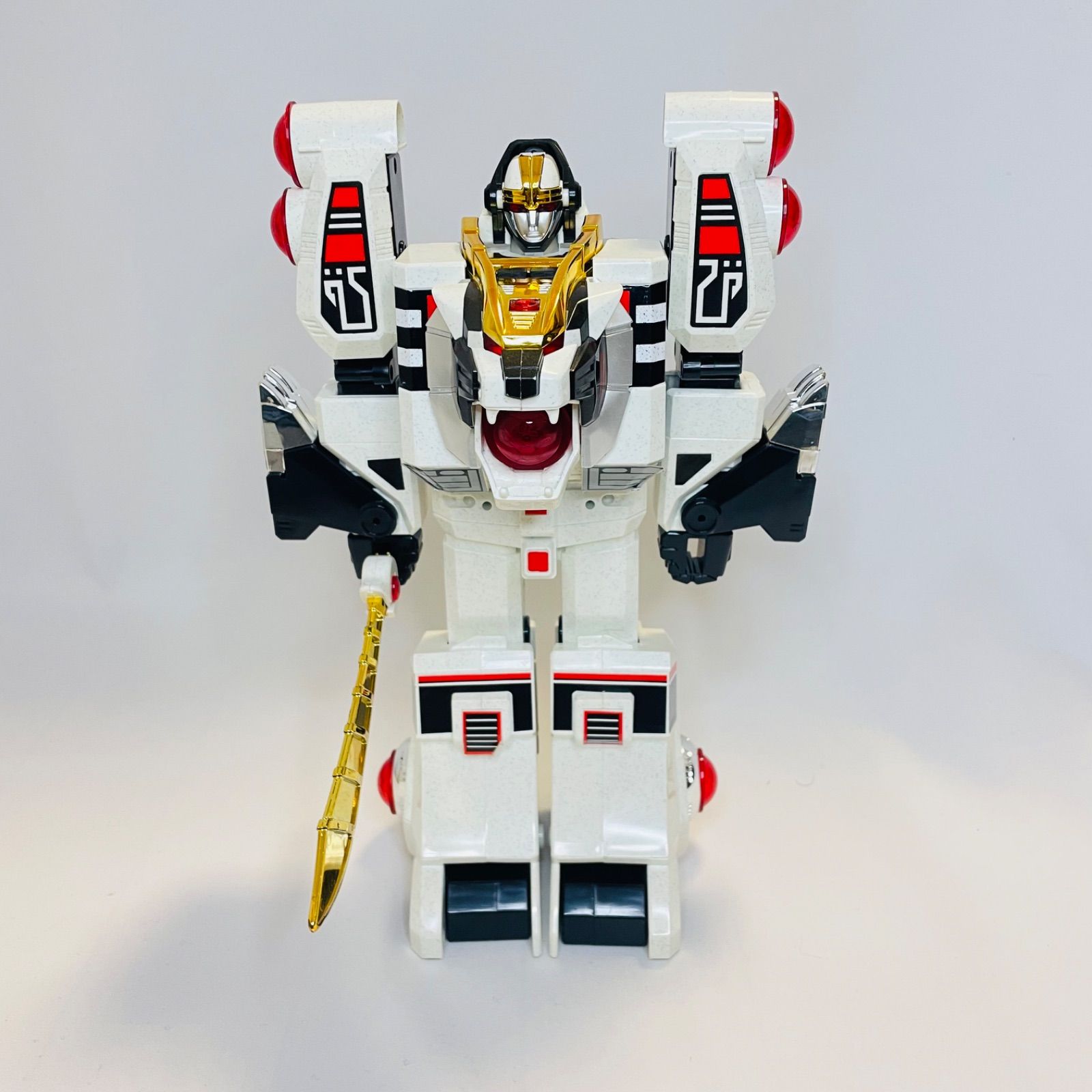 バンダイ 五星戦隊ダイレンジャー DXウォンタイガー 現状品 Amazon.co.jp: バンダイ(BANDAI) 五星戦隊ダイレンジャー DX