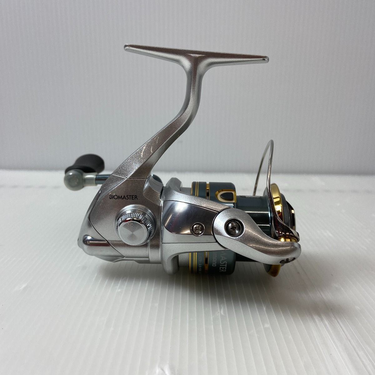 ΨΨSHIMANO シマノ スピニングリール バイオマスター 2500 箱付 02267