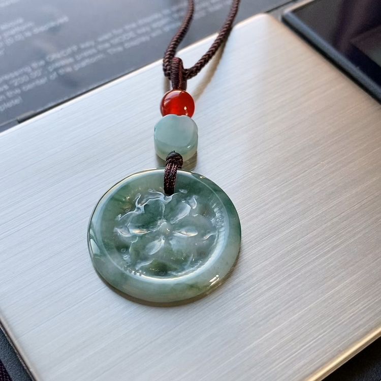 翡翠 天然石 翡翠ネックレス 翡翠ペンダント ネックレス