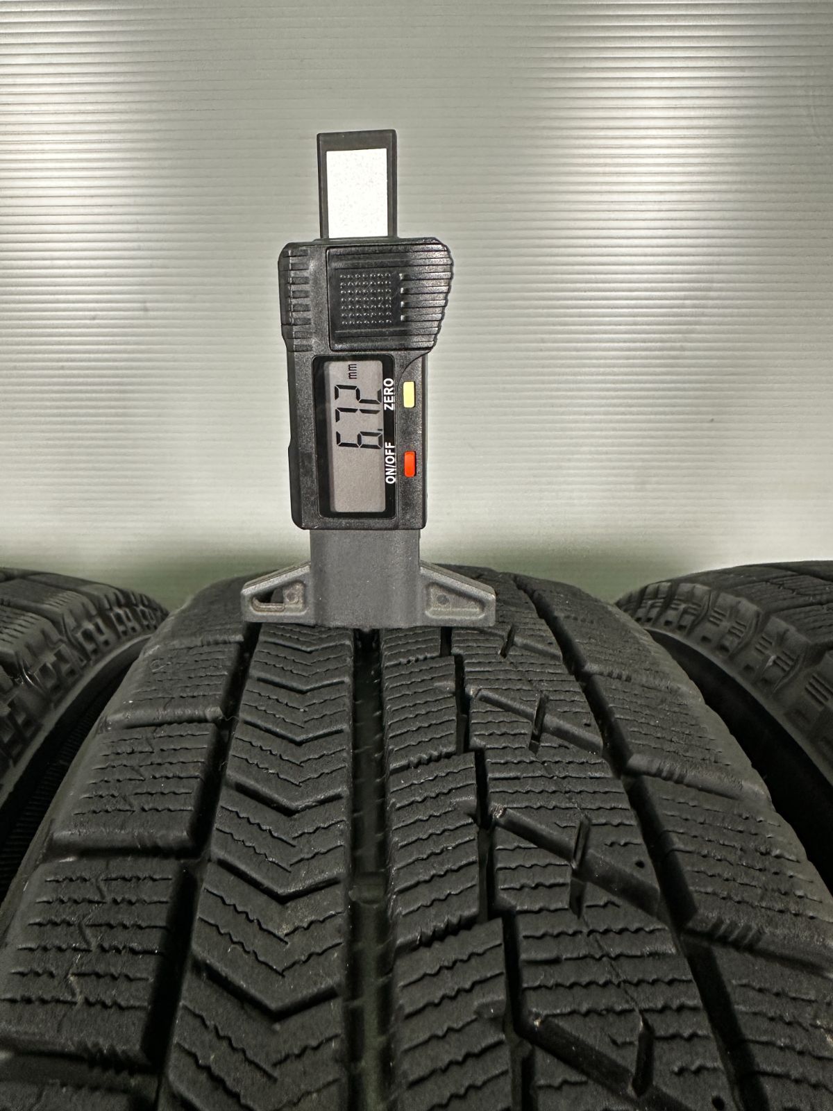 送料無料 155|65R14