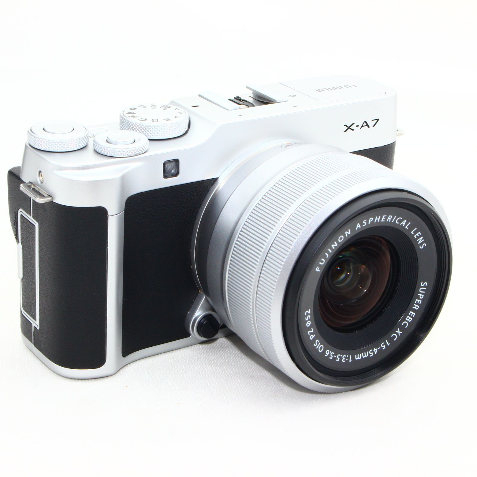 FUJIFILM ミラーレス一眼カメラ X-A7レンズキット シルバー X-A7LK-S