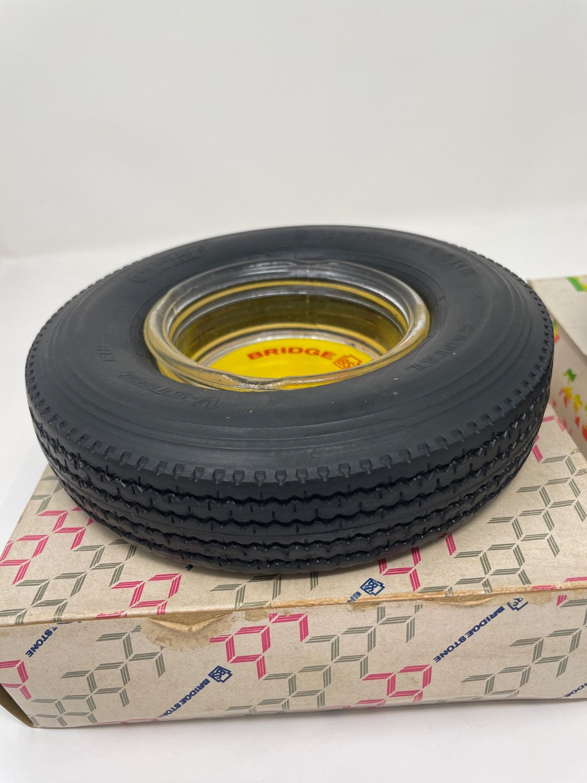 BRIDGESTONE マッド　タイヤ 灰皿 BRIDGESTONE D-Lug ブリヂストン タイヤ灰皿 - メルカリ
