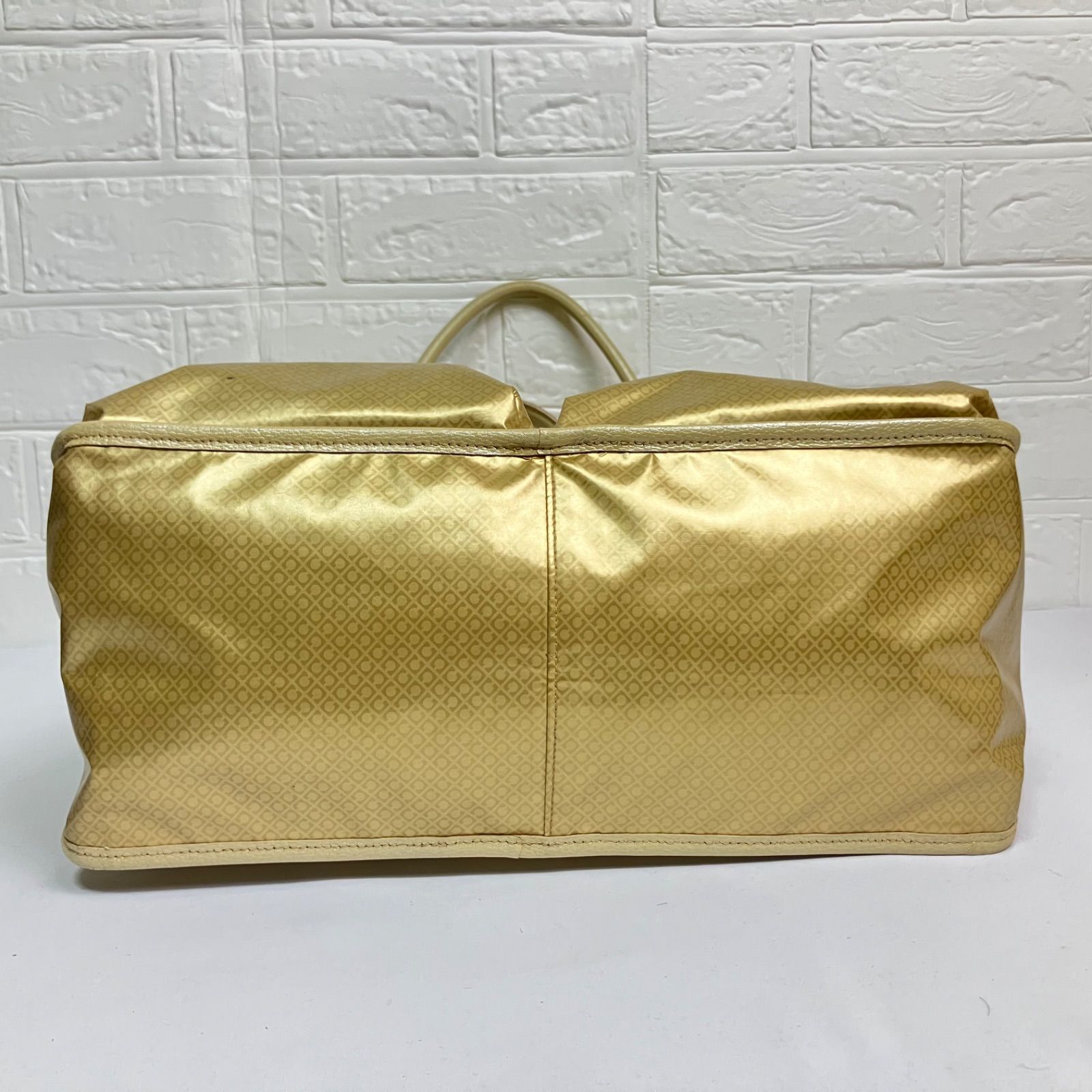 GHERARDINI ゲラルディーニ トートバッグ ボストンバッグ 肩掛け ソフティ ゴールド モノグラム ファスナー式 A4 PC カバン 大容量 多収納 レディース 女性 お出かけ 日常使い ブランド DECORATOM_COM_BR