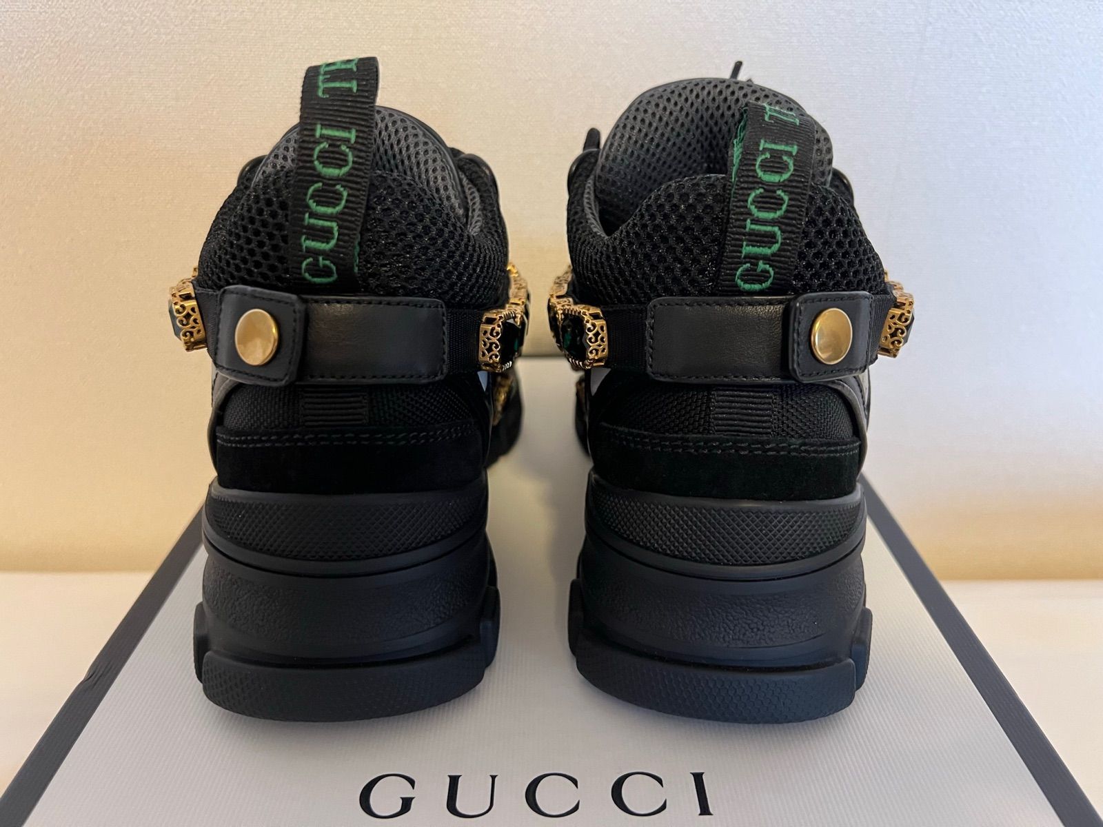 新品・付属品全てあり】Gucci フラッシュトレック クリスタル