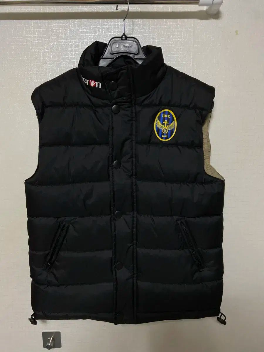XSmall 仁川ユナイテッド ダウンジャケット ベスト