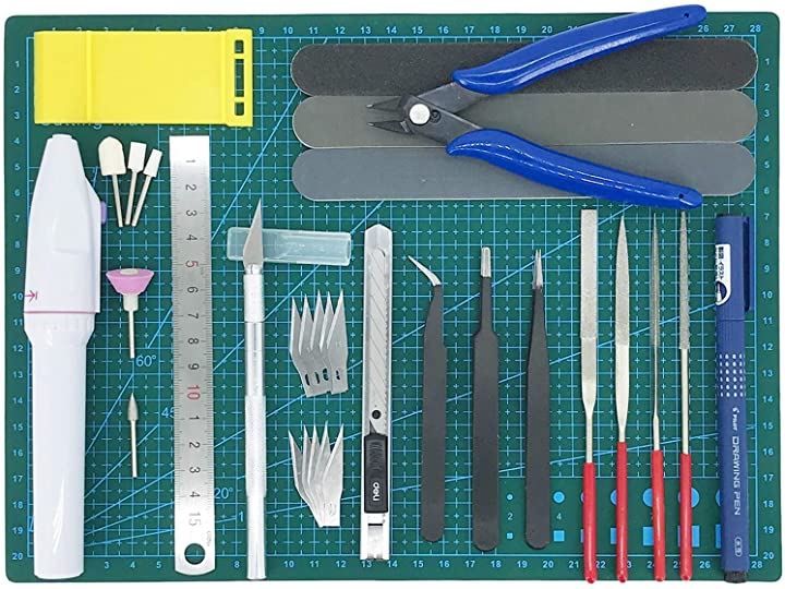 プラモデル　工具まとめ売り 61+AafP1gfL._UF894,1000_QL80_.jpg