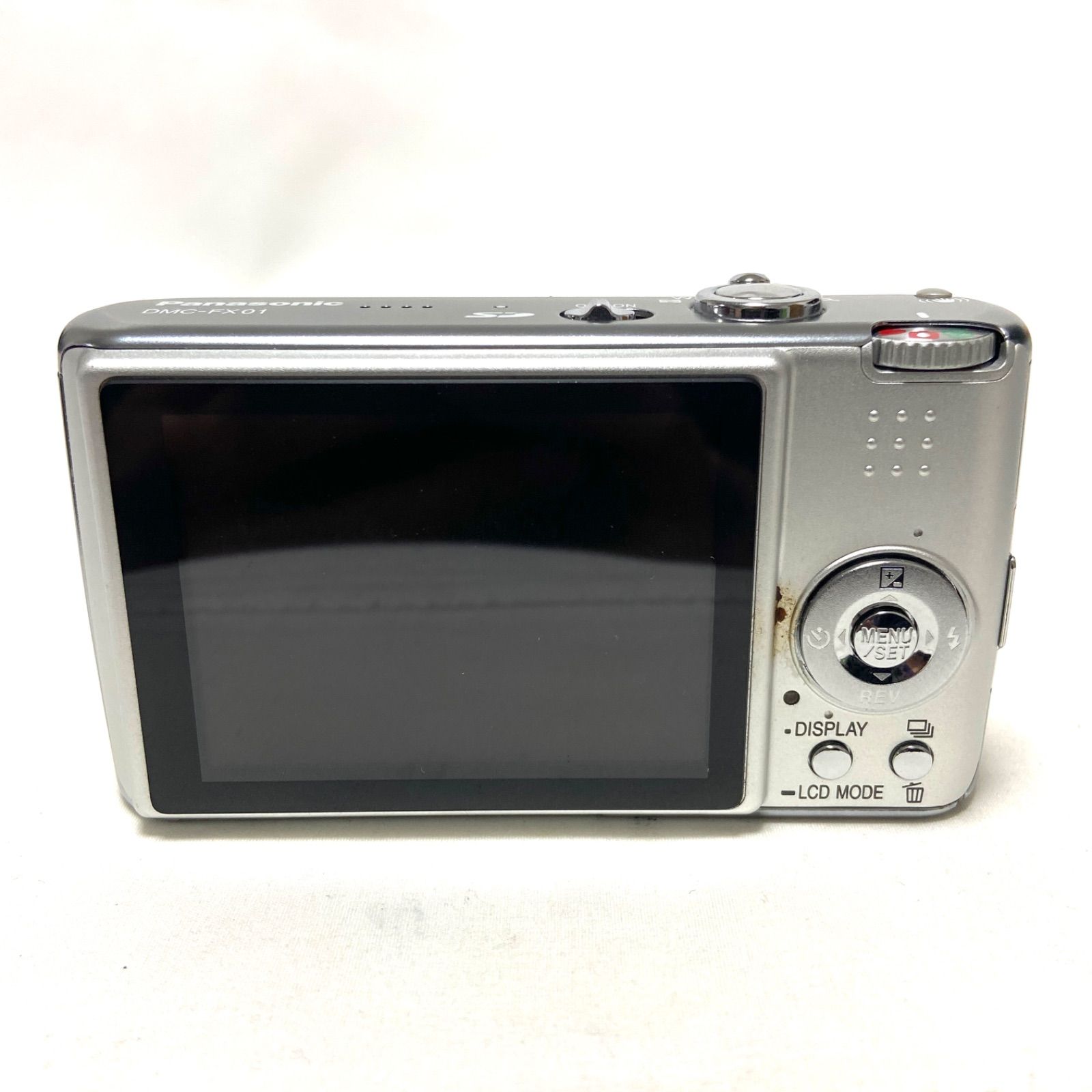 コンパクトデジタルカメラ