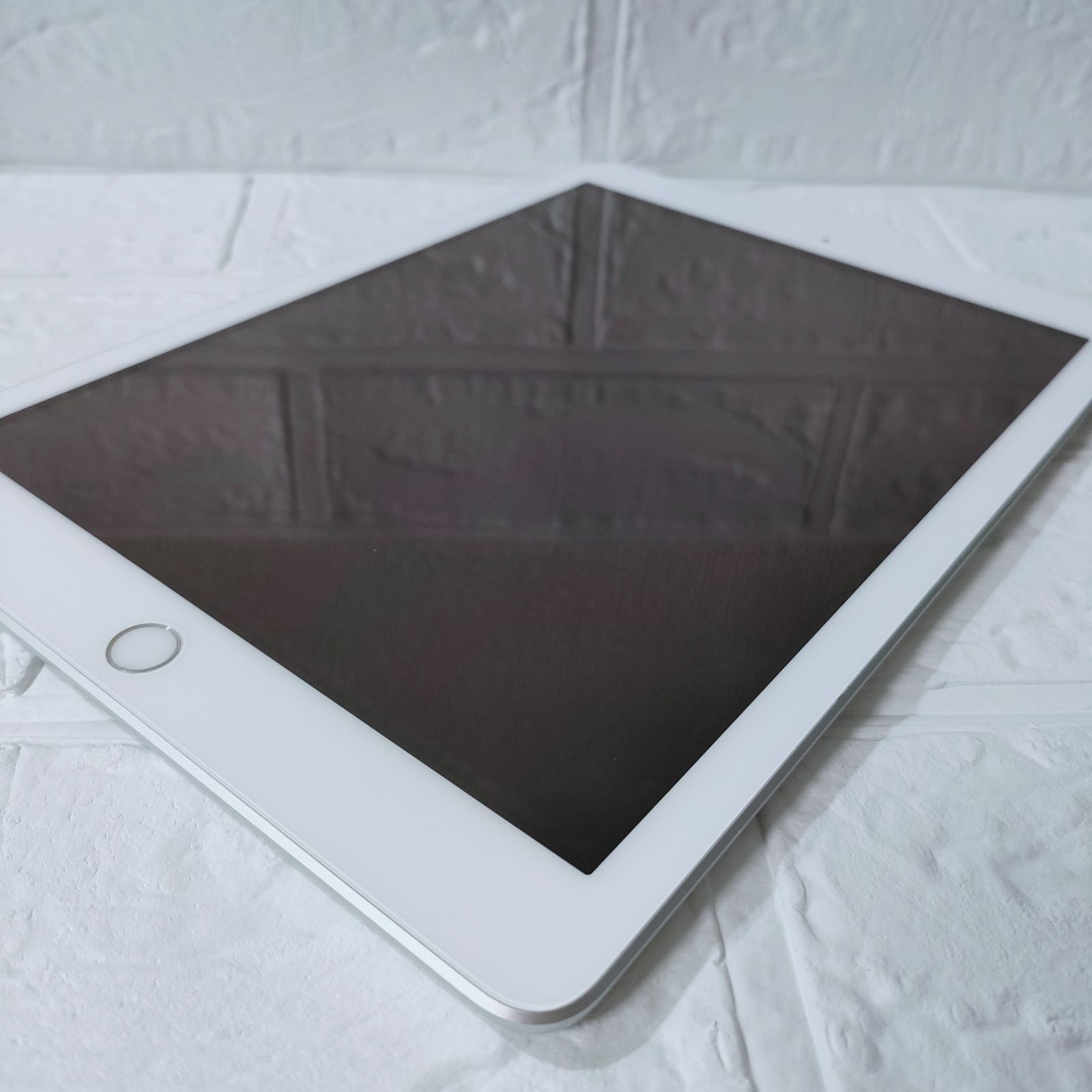 第6世代 iPad 32GB wifiモデル 管理No.s214