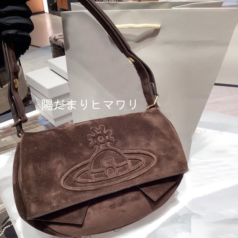 新品未使用 Vivienne Westwoodヴィヴィアンウエストウッド レトロです 