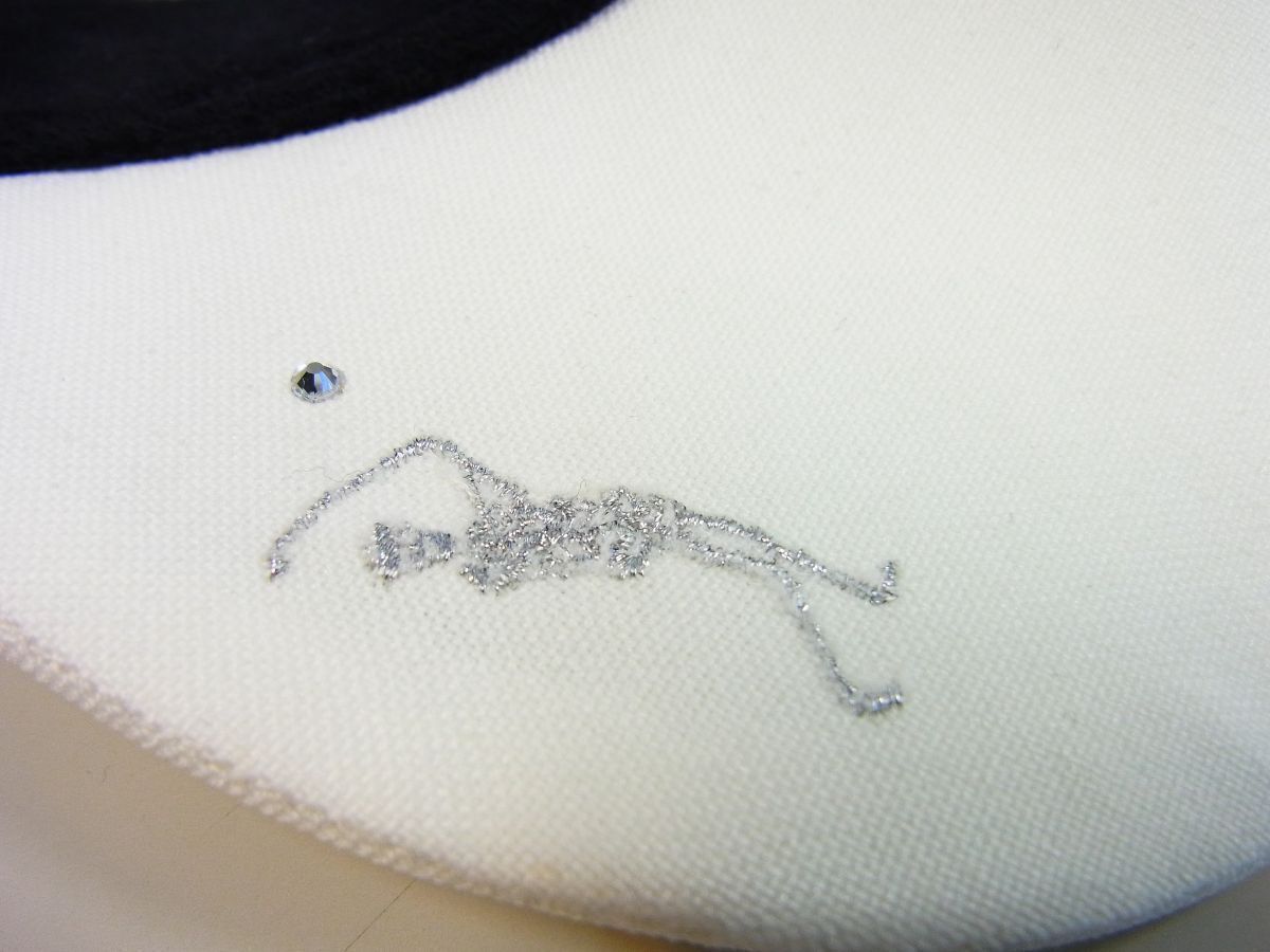 W|Ball mark