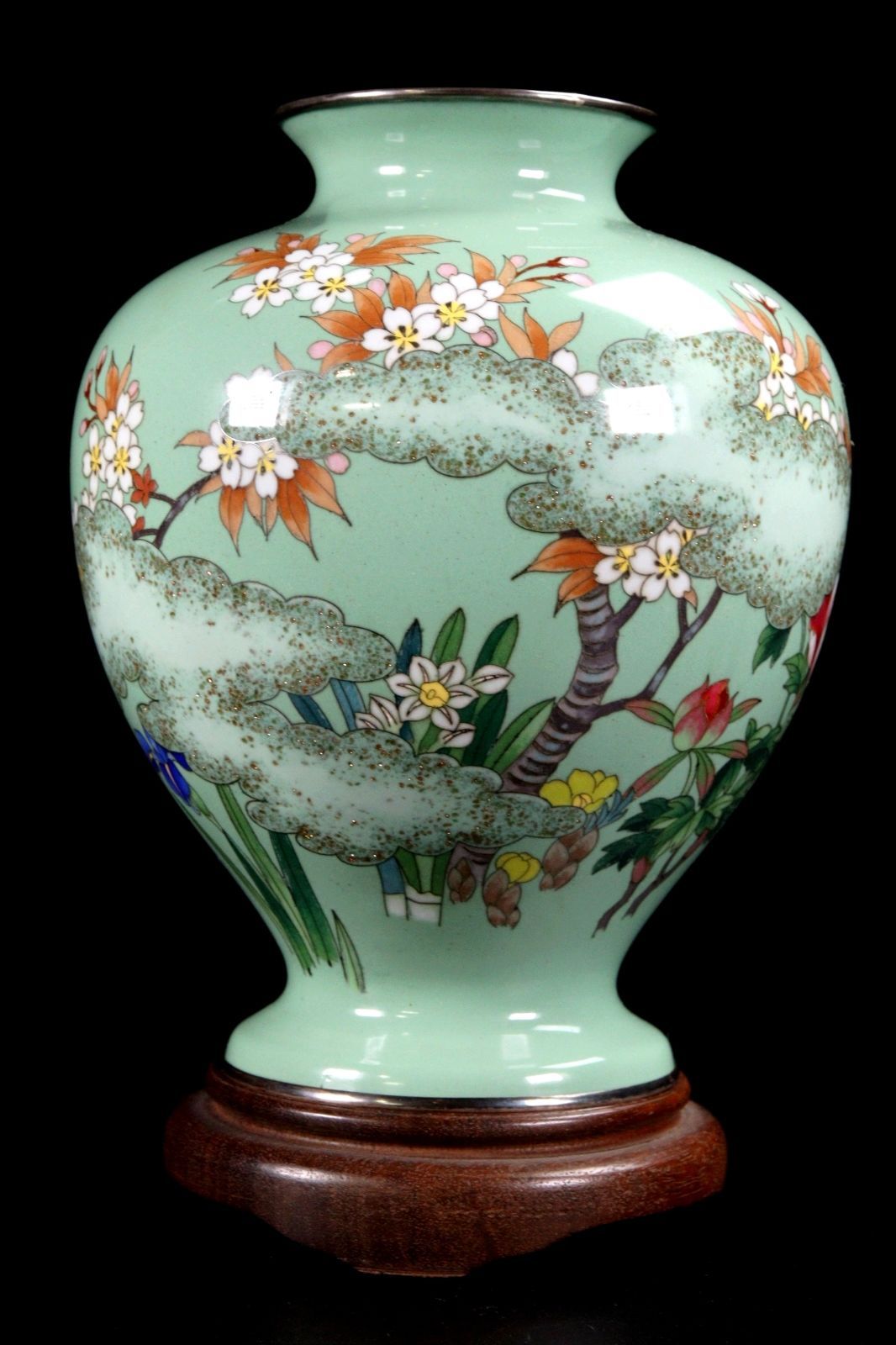 生駒謹製 銀覆輪 四季草花図七宝花瓶 20cm 714g 共箱 木台付 壷