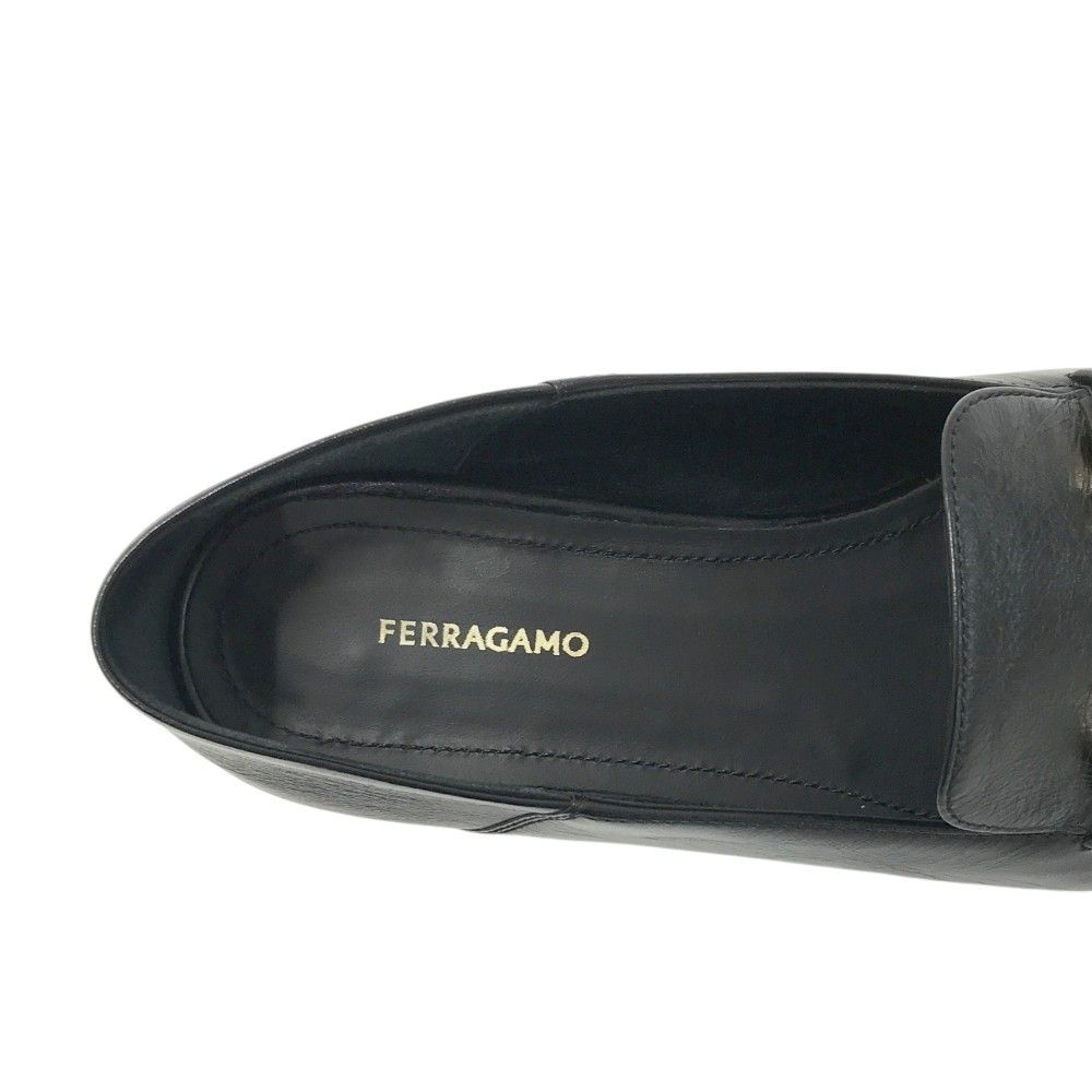 Salvatore Ferragamo サルヴァトーレ フェラガモ ガンチーニ