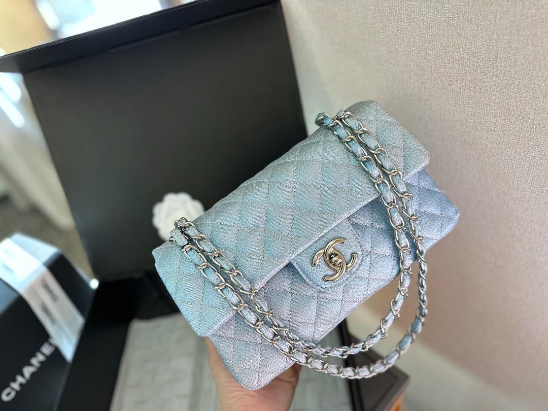 CHANELシャネル パールグロス ブルー チェーンバッグです｜本日
