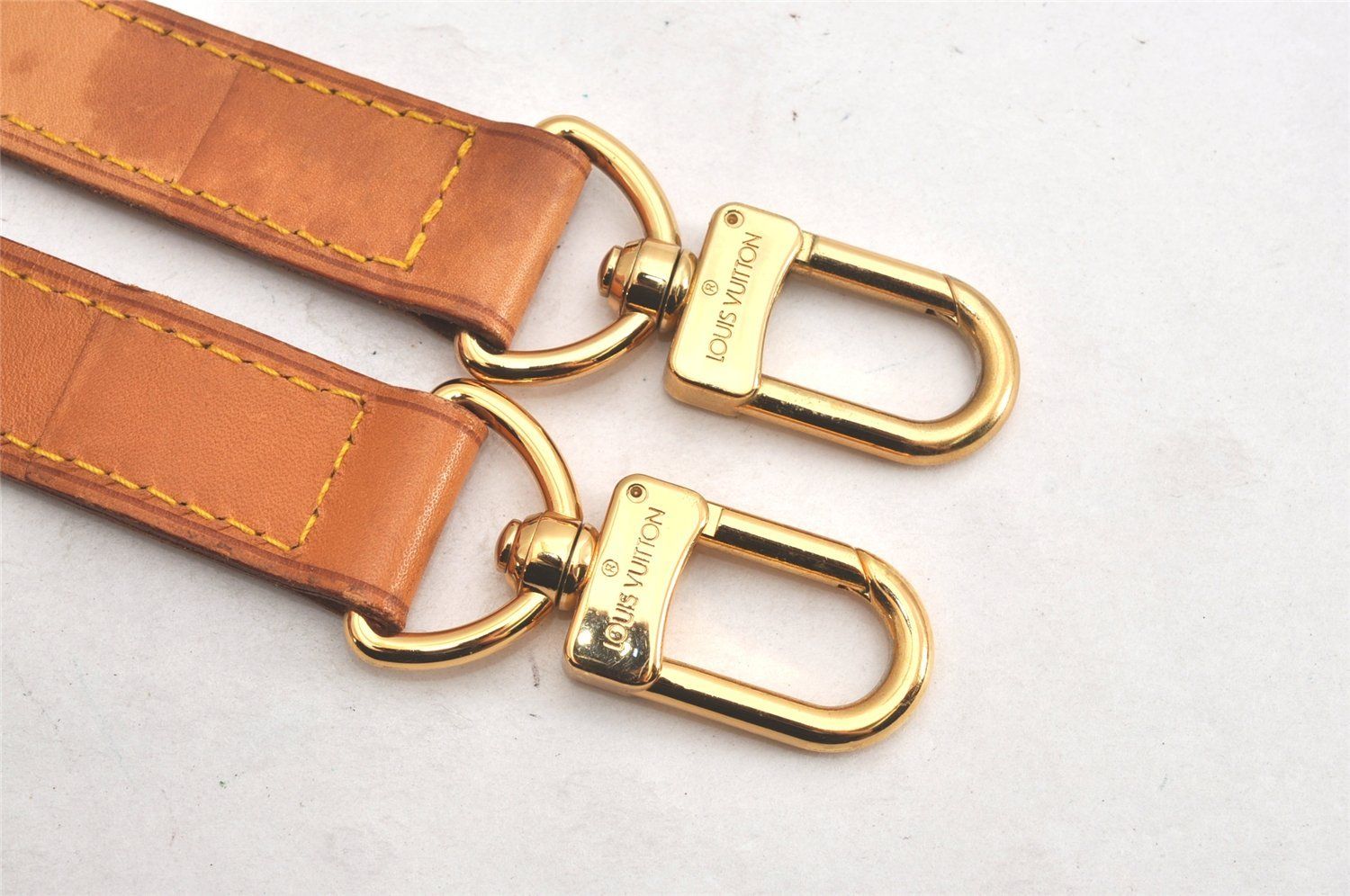 LOUIS VUITTON ルイヴィトン レザー ショルダーストラップ