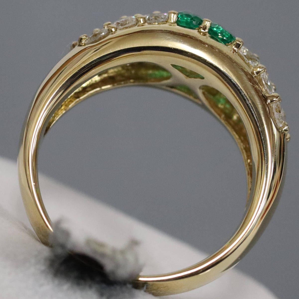 K18エメラルドダイヤモンドリング E0.52 D1.02 7.6g #11 - メルカリ 